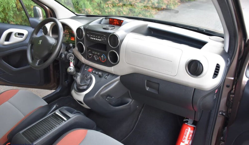 Peugeot Partner | FWD (przód) | Manualna | 92 KM | Brązowy full