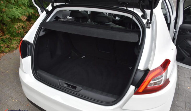 Peugeot 308 | FWD (przód) | Automatyczna | 130 KM | Biały full