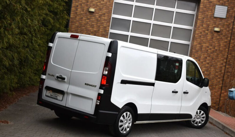 Renault Trafic | FWD (przód) | Manualna | 95 KM | Biały full