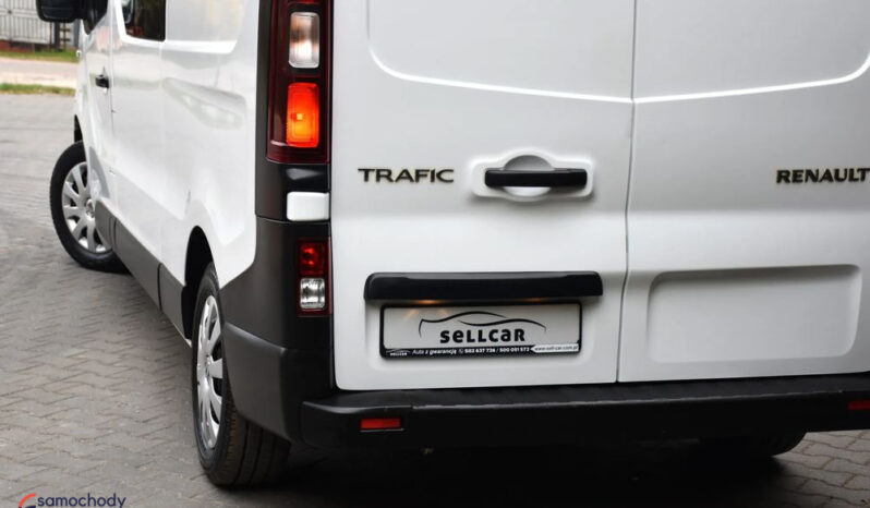 Renault Trafic | FWD (przód) | Manualna | 95 KM | Biały full