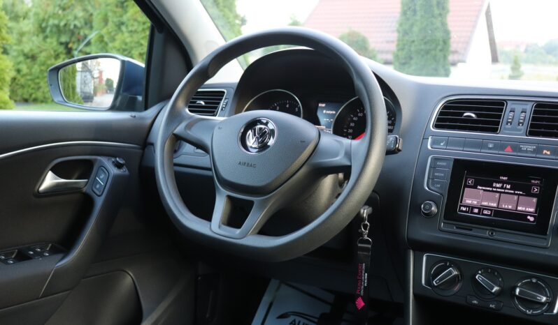 Volkswagen Polo | 2014 | 75 KM | 999cm3 | Niebieski full