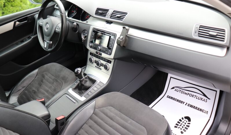 Volkswagen Passat Variant | 2014 | 140 KM | 1968cm3 | Srebrny full