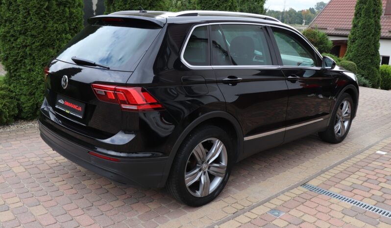 Volkswagen Tiguan | 2018 | 180 KM | 1984cm3 | Czarny full