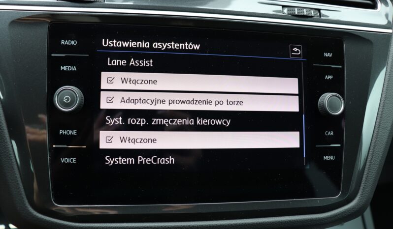 Volkswagen Tiguan | 2018 | 180 KM | 1984cm3 | Czarny full