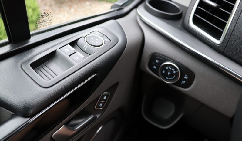 Ford Tourneo Custom | 2022 | 130 KM | 1995cm3 | Biały full