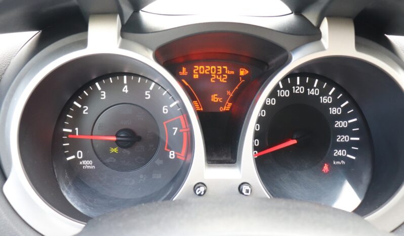 Nissan Juke | 2013 | 117 KM | 1598cm3 | Srebrny full