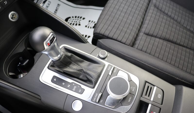 Audi A3 Limousine | 2016 | 150 KM | 1395cm3 | Niebieski full