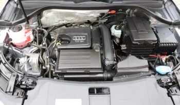 Audi Q3 | 2017 | 125 KM | 1395cm3 | Srebrny full
