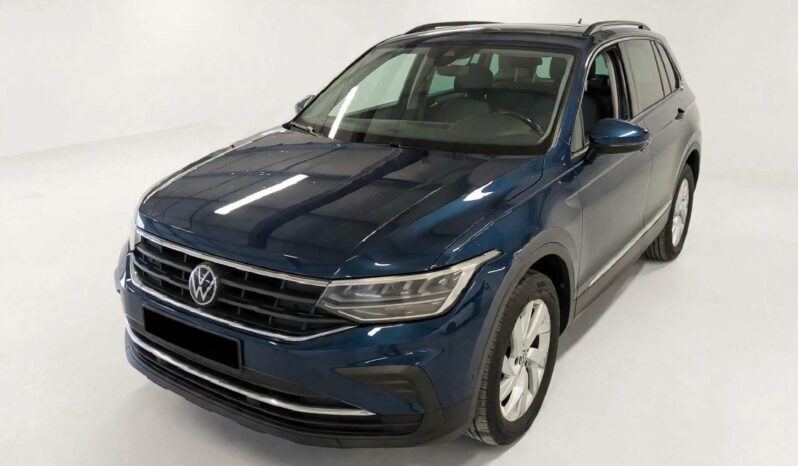 Volkswagen Tiguan | 2022 | 150 Km | 1968Cm3 | Niebieski