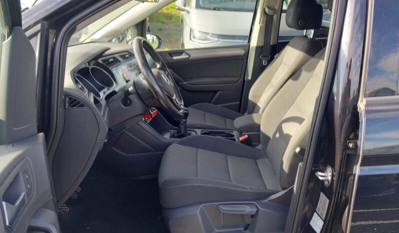 Volkswagen Touran | 2018 | 150 KM | 1395cm3 | Czarny full
