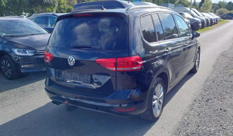Volkswagen Touran | 2018 | 150 KM | 1395cm3 | Czarny full