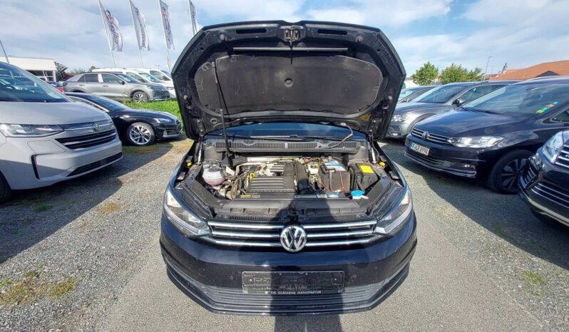 Volkswagen Touran | 2018 | 150 KM | 1395cm3 | Czarny full