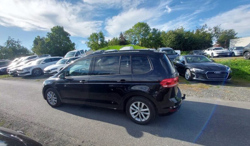 Volkswagen Touran | 2018 | 150 KM | 1395cm3 | Czarny full