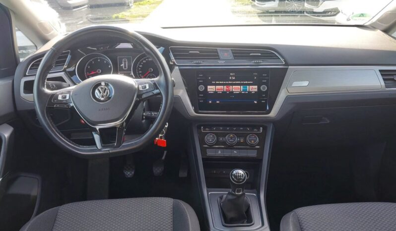 Volkswagen Touran | 2018 | 150 KM | 1395cm3 | Czarny full