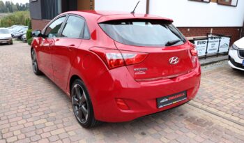 Hyundai i30 | 2015 | 101 KM | 1368cm3 | Czerwony full
