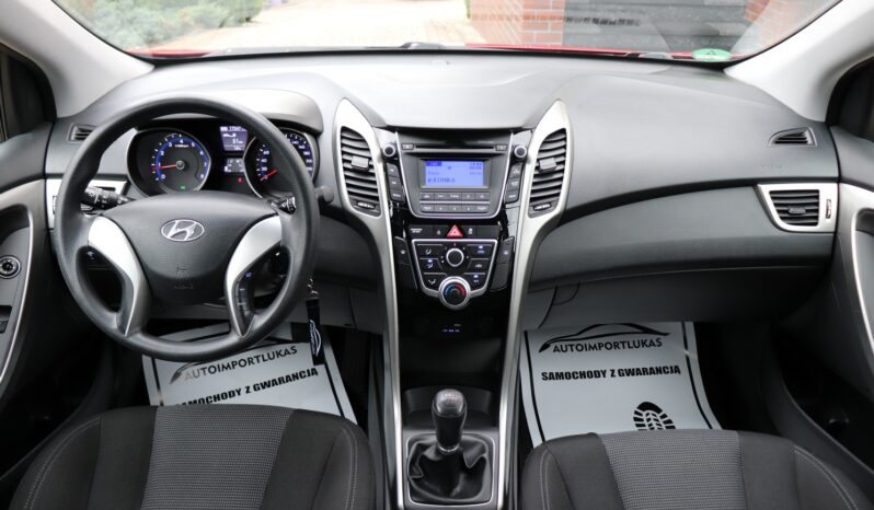 Hyundai i30 | 2015 | 101 KM | 1368cm3 | Czerwony full
