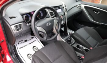 Hyundai i30 | 2015 | 101 KM | 1368cm3 | Czerwony full