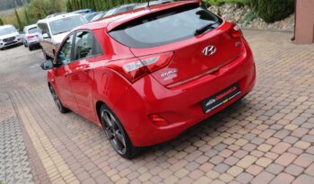 Hyundai i30 | 2015 | 101 KM | 1368cm3 | Czerwony full