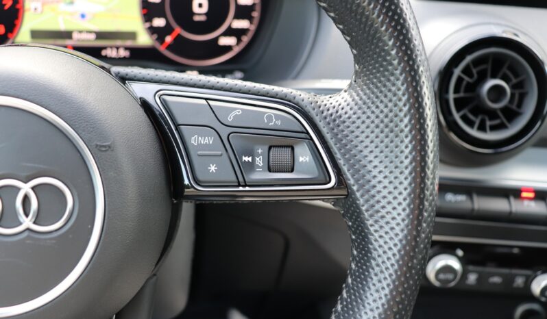 Audi Q2 | 2018 | 150 KM | 1395cm3 | Czarny full