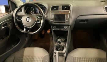 Volkswagen Polo | 2014 | 75 KM | 999cm3 | Czarny full