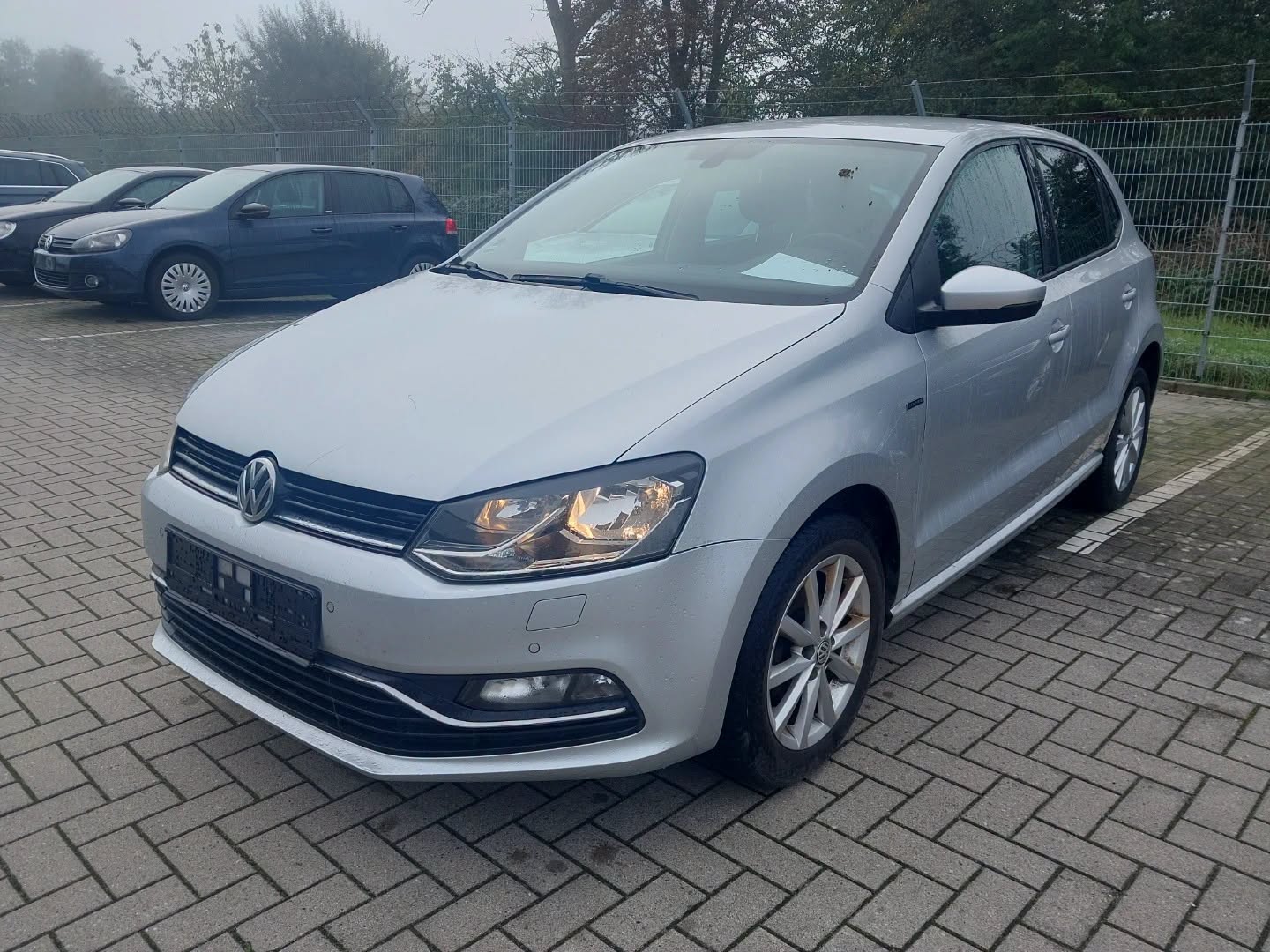 Volkswagen Polo | 2016 | 75 Km | 999Cm3 | Srebrny