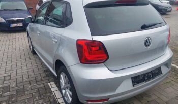 Volkswagen Polo | 2016 | 75 KM | 999cm3 | Srebrny full