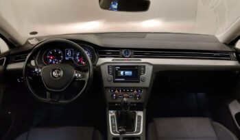 Volkswagen Passat Variant | 2015 | 150 KM | 1968cm3 | Srebrny full
