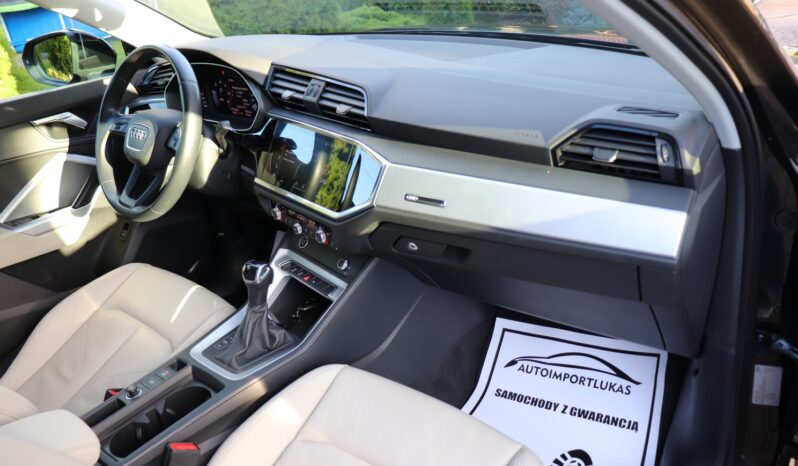 Audi Q3 | 2021 | 150 KM | 1968cm3 | Czarny full