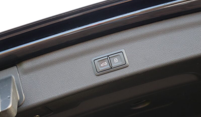 Audi Q3 | 2021 | 150 KM | 1968cm3 | Czarny full