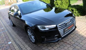 Audi A4 Avant | 2015 | 150 KM | 1968cm3 | Czarny full