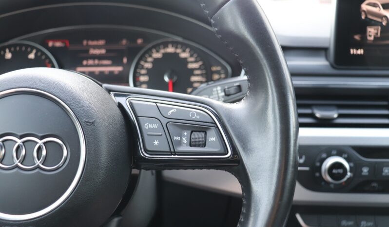 Audi A4 Avant | 2015 | 150 KM | 1968cm3 | Czarny full