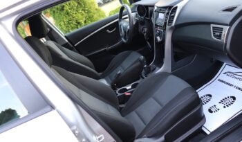 Hyundai i30 | 2014 | 110 KM | 1582cm3 | Srebrny full