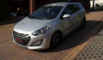 Hyundai i30 | 2014 | 110 KM | 1582cm3 | Srebrny full