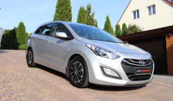 Hyundai i30 | 2014 | 110 KM | 1582cm3 | Srebrny full