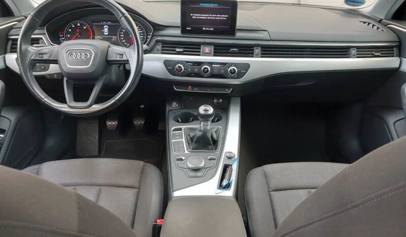 Audi A4 Avant | 2018 | 150 KM | 1395cm3 | Czarny full
