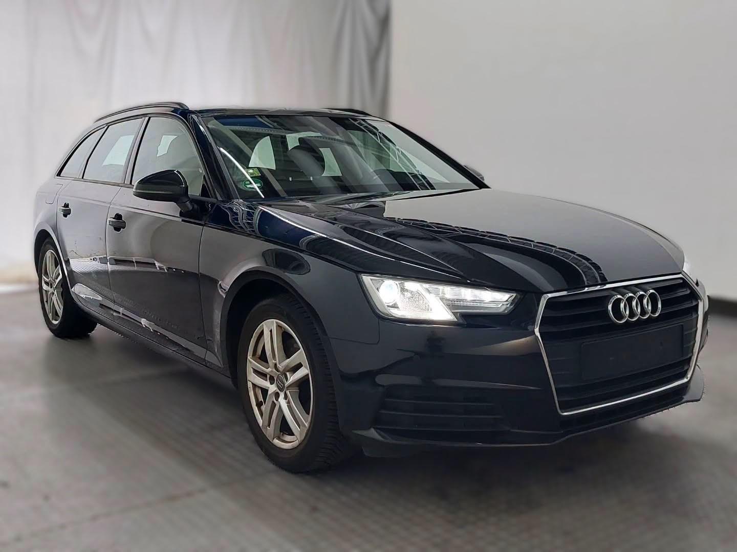 Audi A4 Avant | 2018 | 150 Km | 1395Cm3 | Czarny