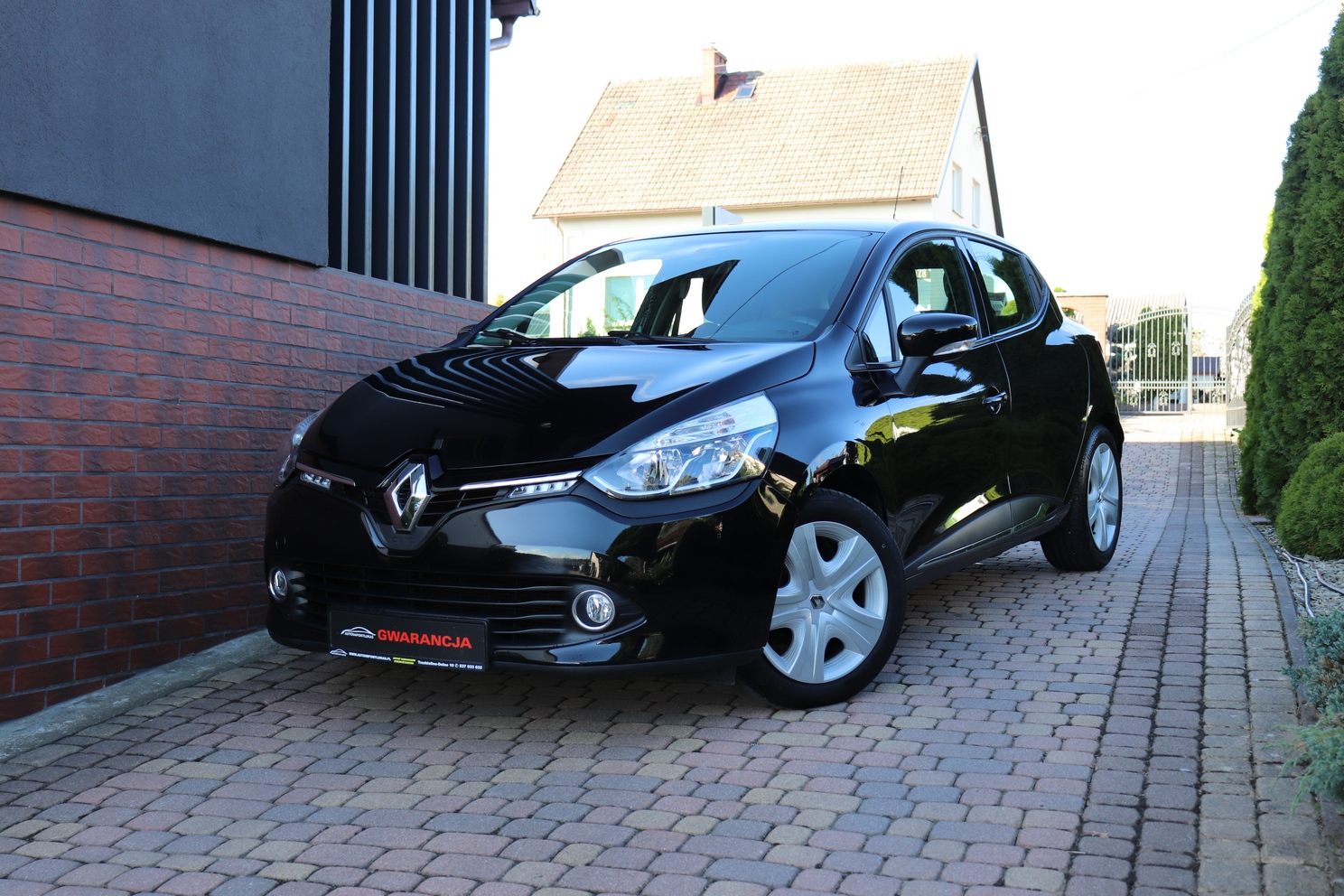 Renault Clio | 2014 | 73 Km | 1149Cm3 | Czarny