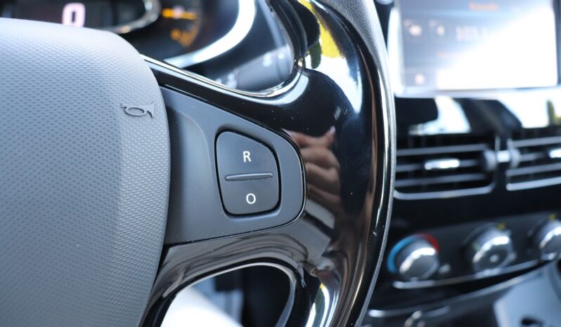 Renault Clio | 2014 | 73 KM | 1149cm3 | Czarny full