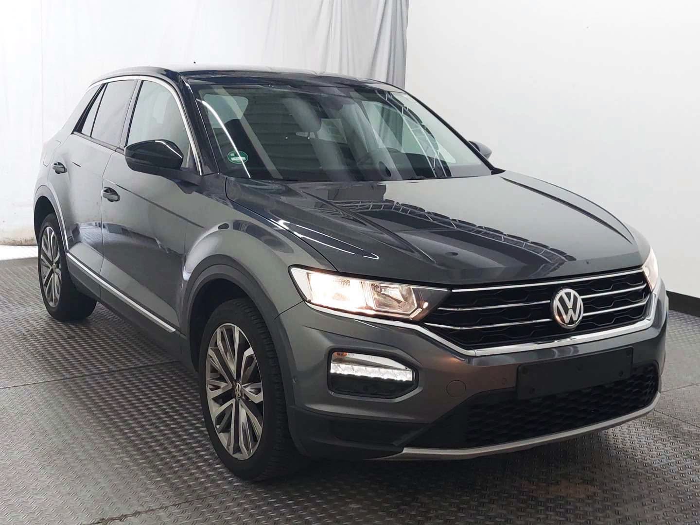 Volkswagen T-Roc | 2019 | 116 Km | 999Cm3 | Szary