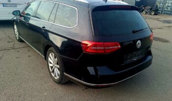 Volkswagen Passat | 2018 | 150 KM | 1968cm3 | Czarny full
