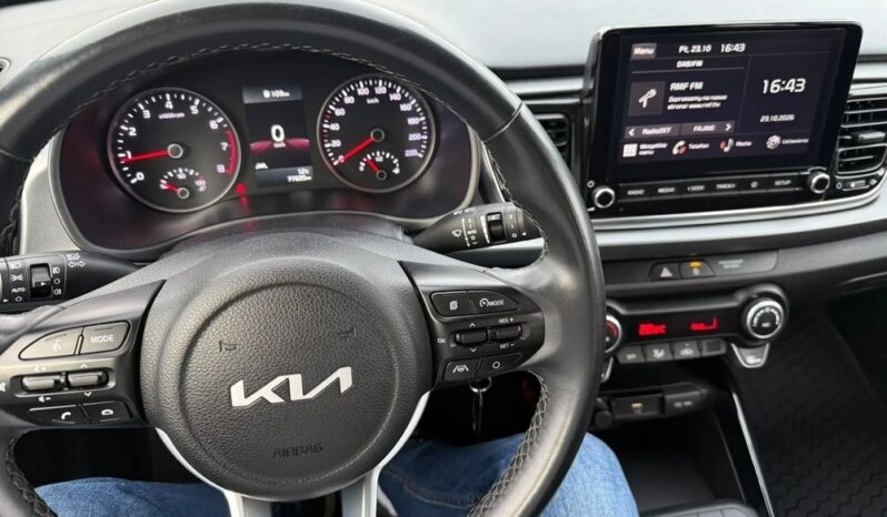 Kia Rio | FWD (przód) | Manualna | 84 KM | Biały full