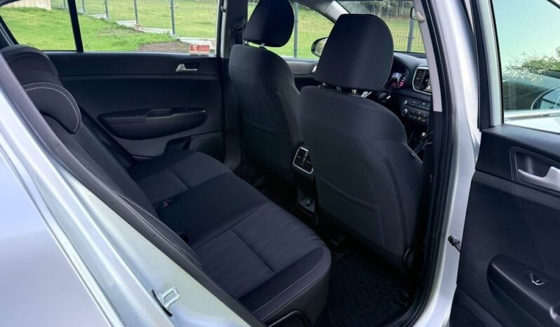 Kia Sportage | FWD (przód) | Manualna | 132 KM | Srebrny full