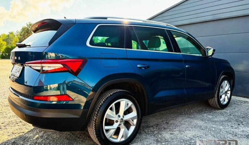 Skoda Kodiaq | FWD (przód) | Automatyczna | 150 KM | Granatowy full