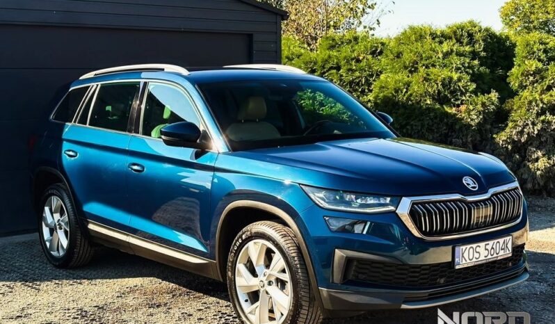 Skoda Kodiaq | FWD (przód) | Automatyczna | 150 KM | Granatowy full