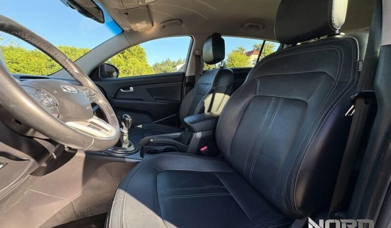 Kia Sportage | FWD (przód) | Manualna | 135 KM | Czarny full