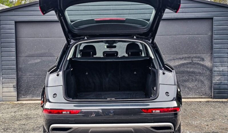 Audi Q5 | 4×4 (stały) | Automatyczna | 163 KM | Szary full
