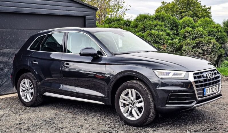 Audi Q5 | 4×4 (stały) | Automatyczna | 163 KM | Szary full
