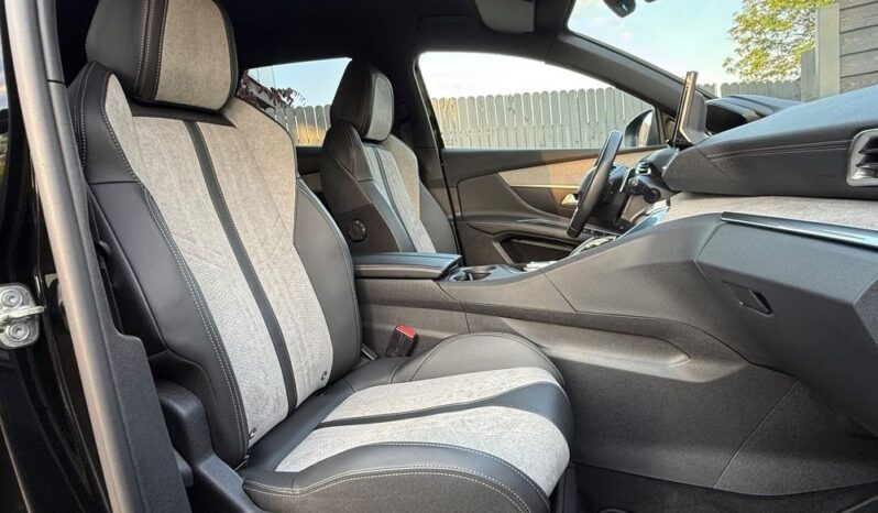Peugeot 3008 | FWD (przód) | Automatyczna | 225 KM | Czarny full