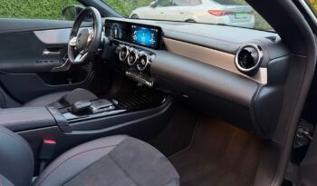 Mercedes-Benz CLA | FWD (przód) | Automatyczna | 218 KM | Czarny full