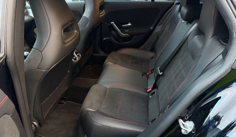 Mercedes-Benz CLA | FWD (przód) | Automatyczna | 218 KM | Czarny full